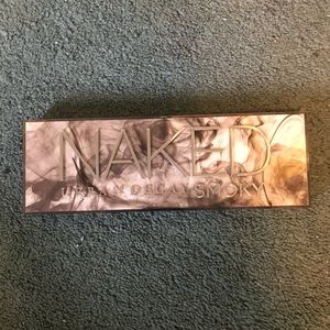 Urban decay naked smoky palette